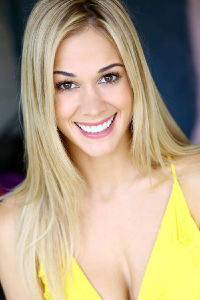 Lauren Compton images 44