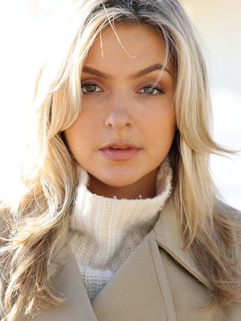 Taylor Akard