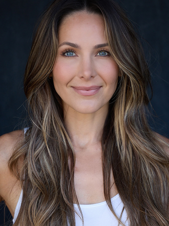 Alicia Hill