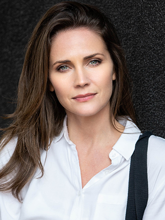 Andrea Warner