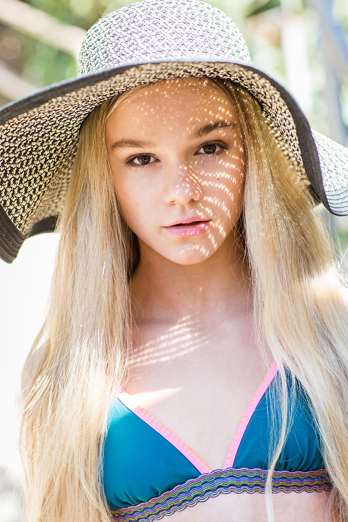 brand-model-and-talent-regan-teens-girls