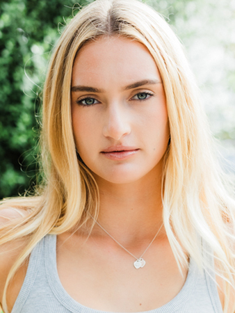 Lily V.