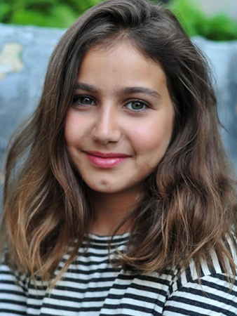 Mia M.